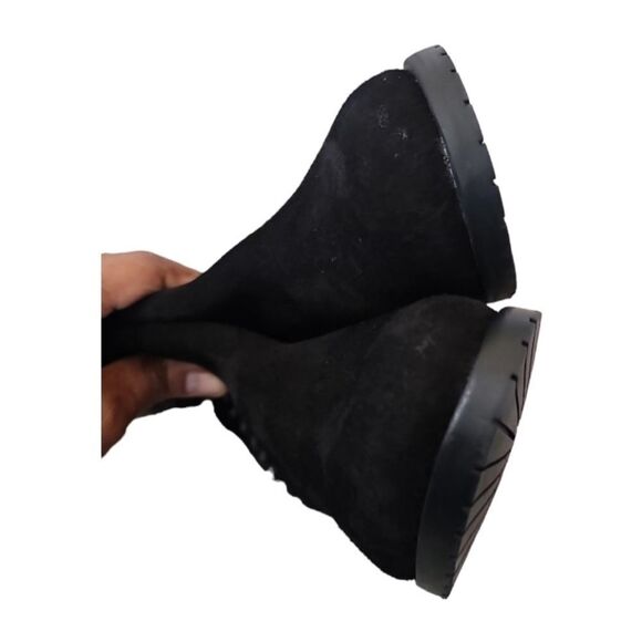 Enjoyable Women's Black Suede Wedge Ankle Boots Size 11 NWOT - Picture 6 of 8